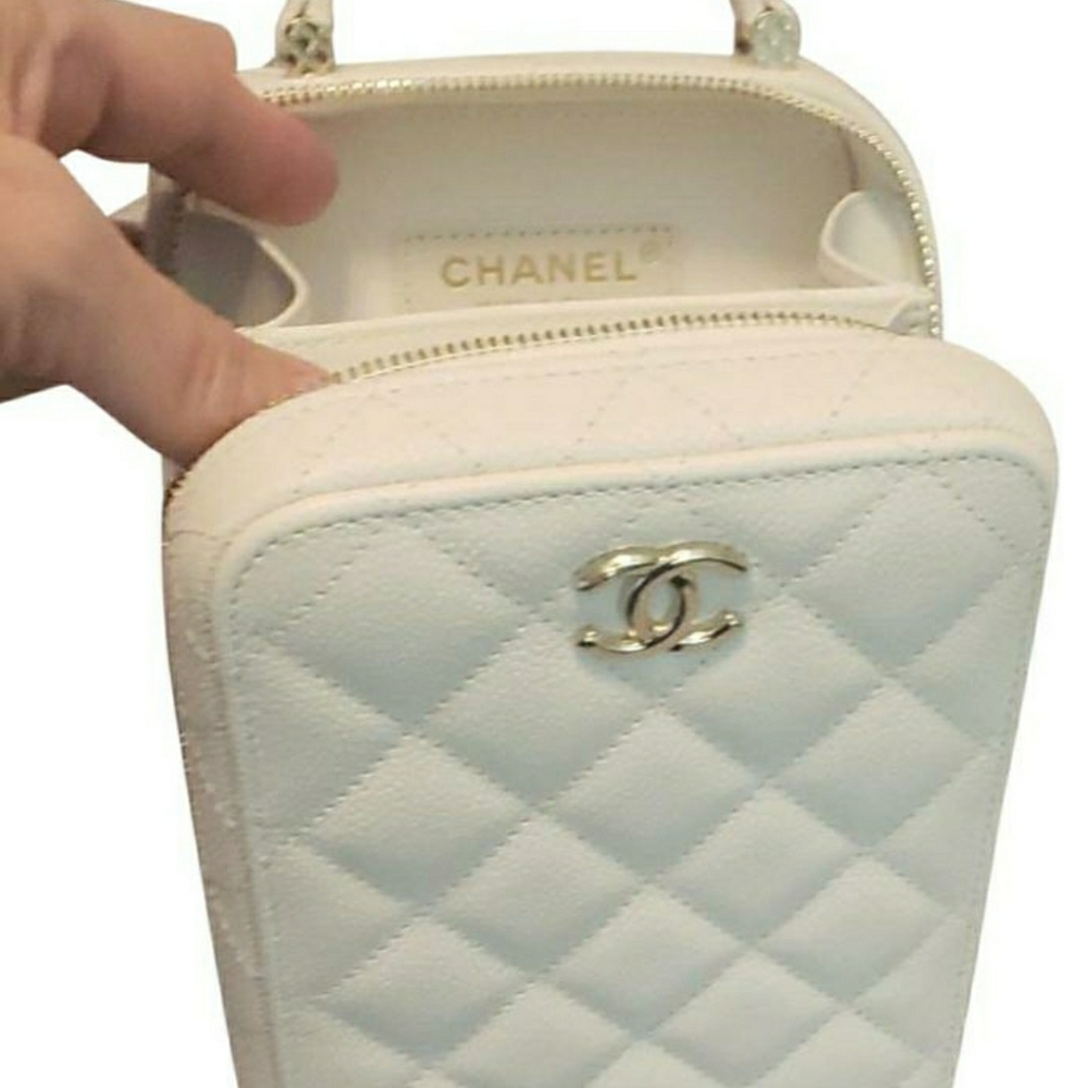 Chanel crossbody vertical vanity bag - Picture 1 of 5